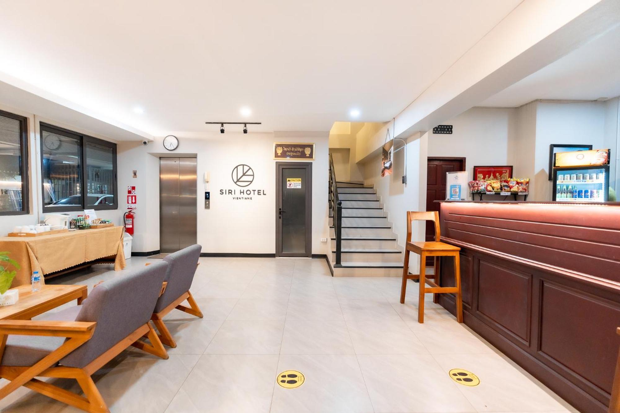 Siri Hotel Vientiane Buitenkant foto