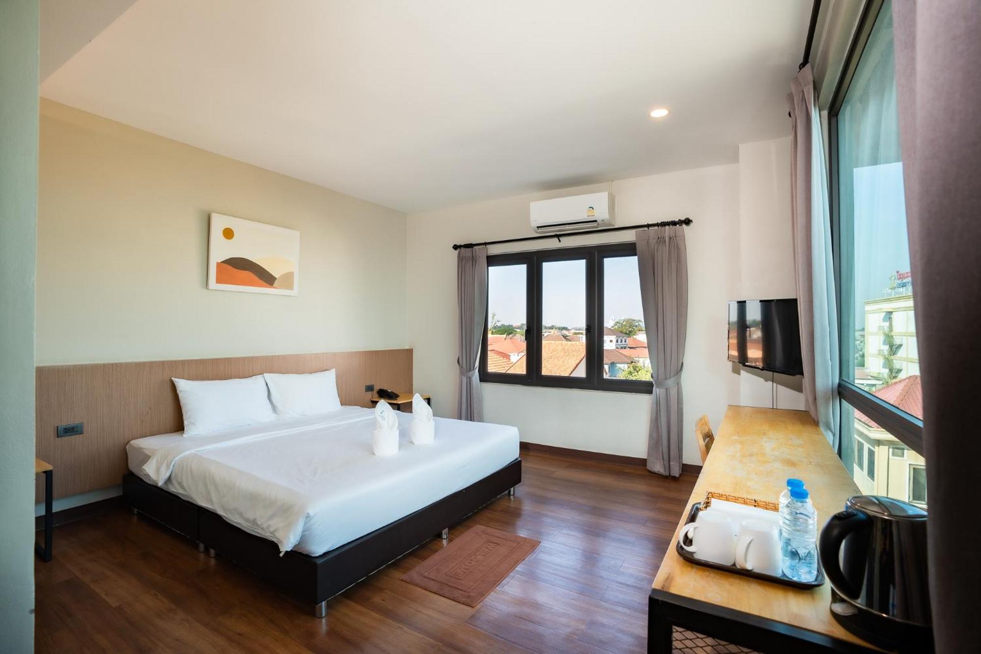 Siri Hotel Vientiane Buitenkant foto